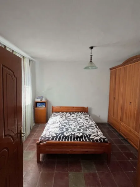 Tirane, jepet me qera apartament 2+1 Kati 1, 80 m² 400 € (AFER SPAK)
