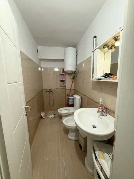 Tirane, shitet apartament 2+1+Ballkon Kati 2, 73 m² 145.000 € (Ali Demi)