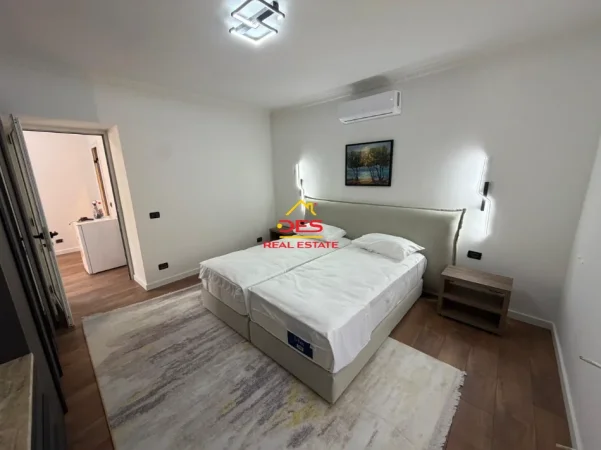 Vlore, jepet me qera Vile 2+1+Ballkon Kati 0, 130 m² 1.000 € (Risili)