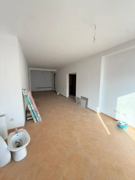 Tirane, shitet apartament 2+1 Kati 5, 126 m² 240.000 € 