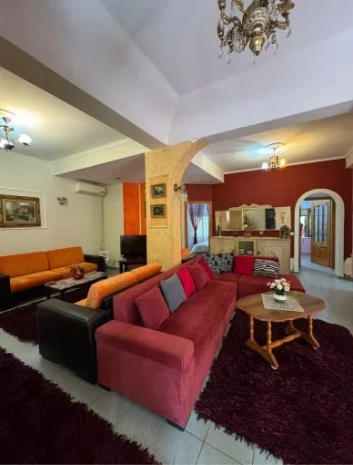 Tirane, shitet apartament 3+1+Aneks+Ballkon Kati 0, 138 m² 169.000 € (selite , kodra e diellit)