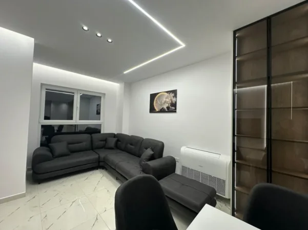 Tirane, jepet me qera apartament 2+1+2+Ballkon Kati 6, 108 m² 850 € (Rruga Dritan Hoxha)