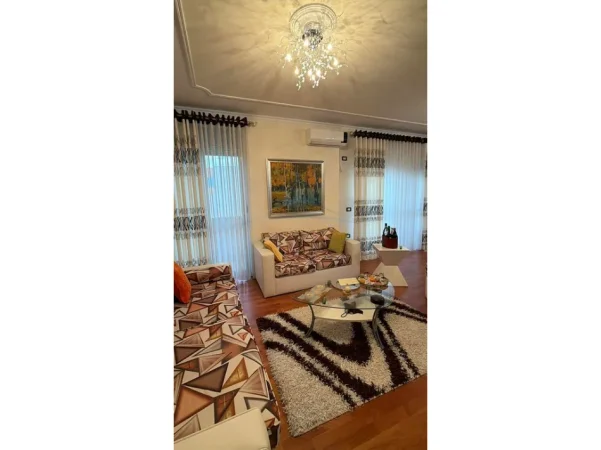 Tirane, shitet apartament duplex Dublex Kati 7, 138 m² 190.000 € (Misto Mame)