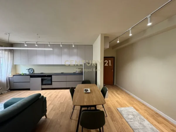 Tirane, jepet me qera apartament 2+1 Kati 1, 110 m² 1.000 € (rruga e durresit)