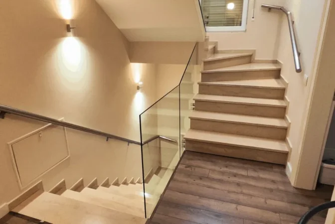 Tirane, shitet Vile 3 Katshe Kati 4, 550 m² 596.000 € 