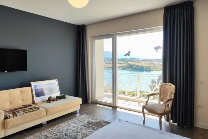 Tirane, shitet Vile 3 Katshe Kati 4, 550 m² 596.000 € 