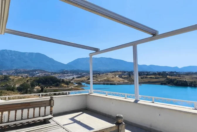 Tirane, shitet Vile 3 Katshe Kati 4, 550 m² 596.000 € 