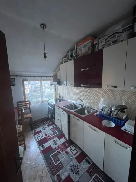 🏡 JEPET ME QERA APARTAMENT 3+1 NE LAPRAKË,  500 Eur