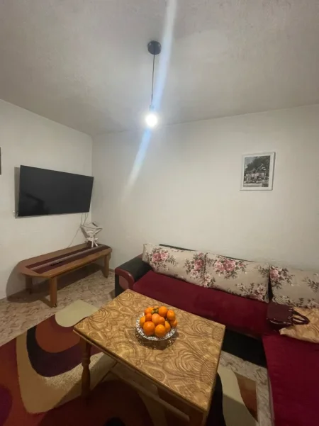🏡 JEPET ME QERA APARTAMENT 3+1 NE LAPRAKË,  500 Eur