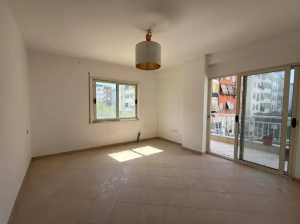 Tirane, shitet apartament Kati 1, 113 m² 238.000 € 