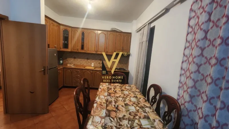 Tirane, jepet me qera apartament 2+1+Ballkon Kati 1, 97 m² 570 € (IRFAN TOMINI)