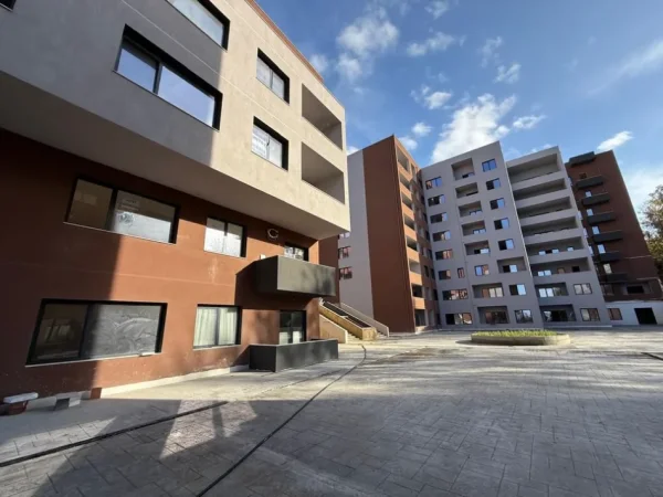 Tirane, shitet apartament 2+1 , 127 m² 178.000 € 