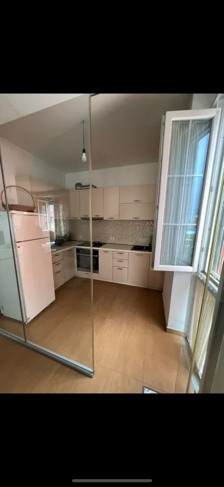 Tirane, shitet apartament 2+1 Kati 5, 104 m² 151.000 € (Misto Mame)