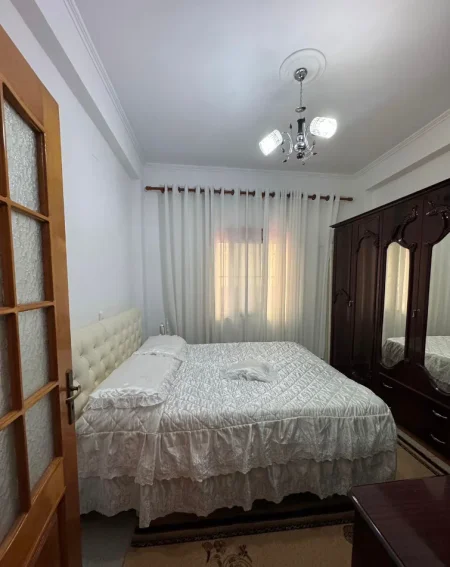 Tirane, shitet apartament 3+1 Kati 2, 138 m² 169.000 € (SELITE)