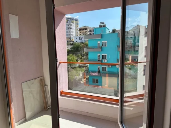 Tirane, jepet me qera apartament 1+1 Kati 5, 60 m² 350 € (Mangalemi ne Ali Dem)