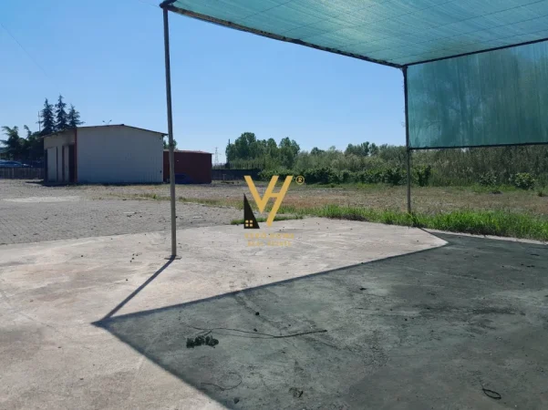 Kurbin, shitet toke , 2.430 m² 160.000 € (MILOT)