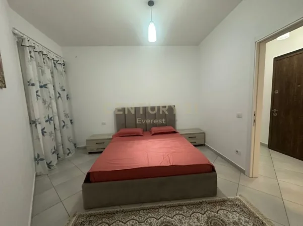 Tirane, shitet apartament 1+1 Kati 3, 62 m² 135.000 € (Brryli,Perballe Maternitetit te Ri)