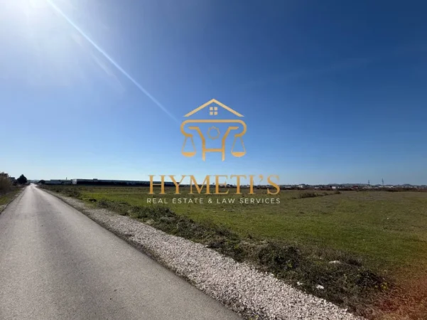Tirane, shitet truall , 6.700 m² 268.000 € (Mbikalimi i Fllakës, Autostrada Tiranë–Durrës)