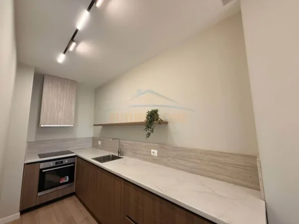 Tirane, shitet apartament 1+1+Ballkon Kati 7, 64 m² 215.000 € (Rruga e Barrikadave)