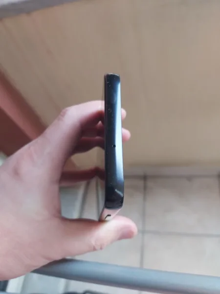 Tirane, shes Celular-Smartphone Smartphone