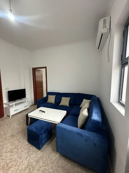 Tirane, jepet me qera apartament 1+1 Kati 3, 70 m² 299 € (Astir)