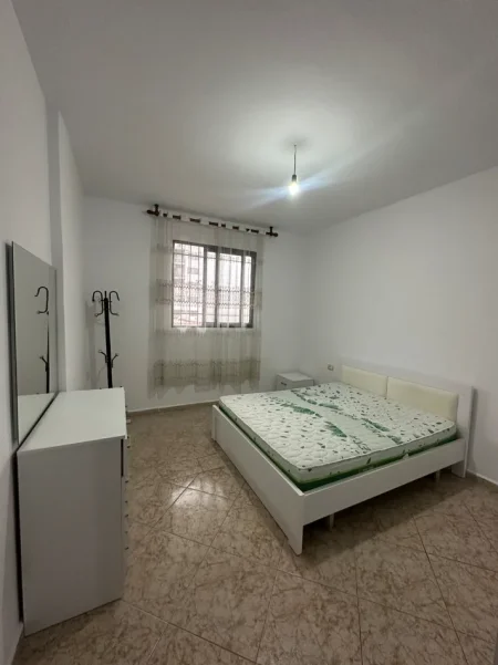 Tirane, jepet me qera apartament 1+1 Kati 3, 70 m² 299 € (Astir)