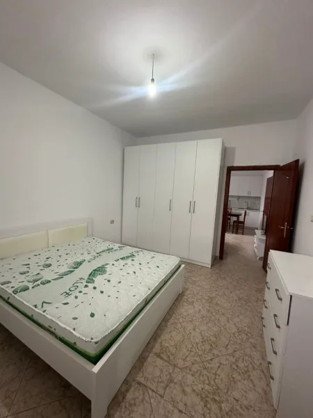 Tirane, jepet me qera apartament 1+1 Kati 3, 70 m² 299 € (Astir)