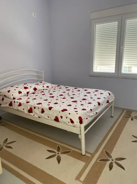 Tirane, jepet me qera Vile 2+1+Aneks+Ballkon Kati 2, 80 m² 380 € (Rr:Mihal Grameno mbi kompleksin Grand)