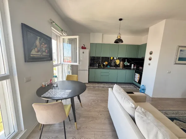 Tirane, shitet apartament 2+1+Ballkon Kati 7, 87 m² 140.000 €