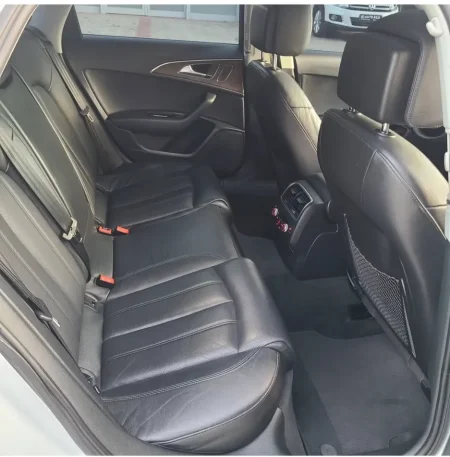 Fier, shes makine Audi Nafte, e bardhë automatik