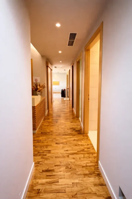 Tirane, jepet me qera ambjent biznesi Kati 1, 115 m² 120,000 ALL (Rr Ferit Xhajko, Tirane)