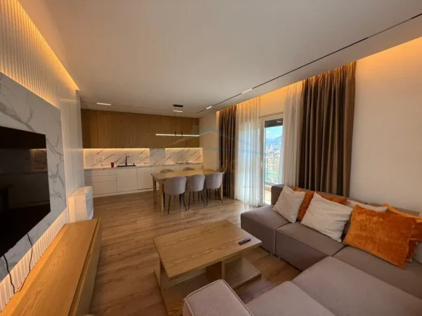 Tirane, jepet me qera apartament 2+1+Ballkon Kati 6, 102 m² 1.300 € (Kodra e Diellit)