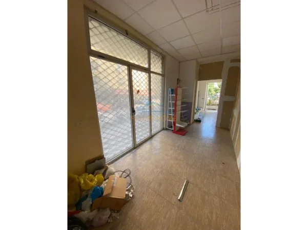 Tirane, shitet ambjent biznesi Kati 0, 62 m² 150.000 € (Porcelan)