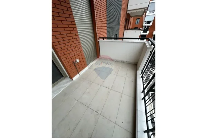 Tirane, jepet me qera apartament , 79 m² 630 € 