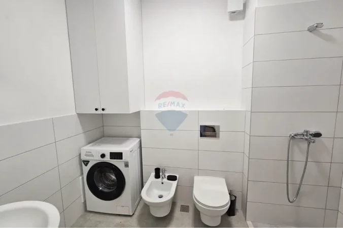 Tirane, jap me qera apartament , 70 m² 730 € 