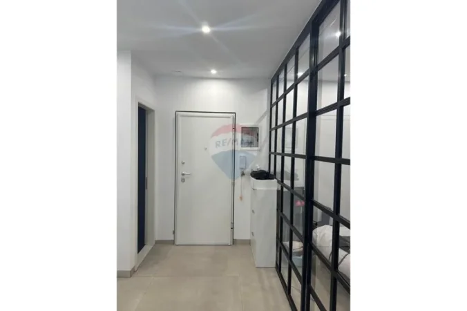 Tirane, jepet me qera apartament Kati 1, 64 m² 621 € 