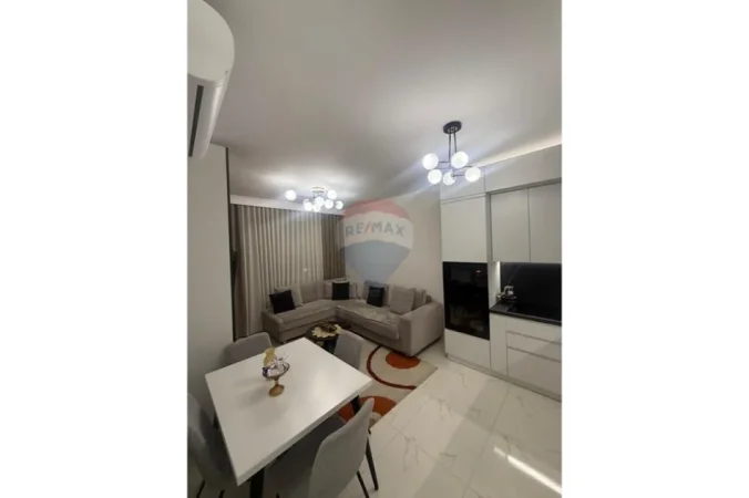 Tirane, jepet me qera apartament , 81 m² 619 € 