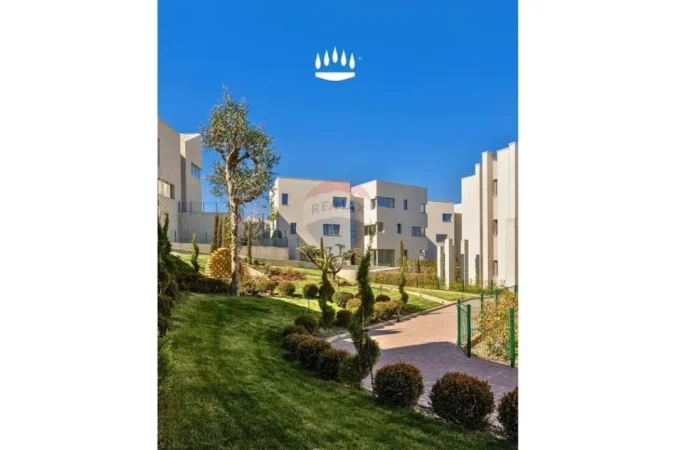 Tirane, jepet me qera Vile , 402 m² 5.002 € 