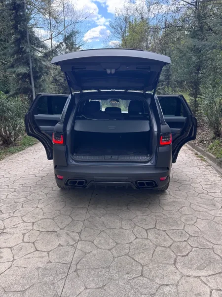 Tirane, shitet SUV Range Rover Sport Benzin, blu e errët automatik Klima 205.000 km 1 €