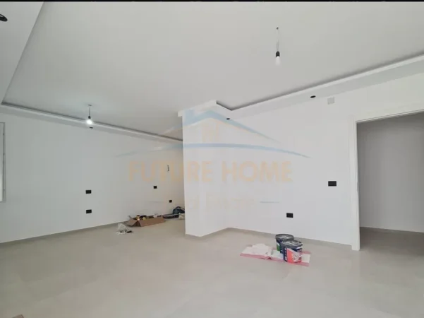 Tirane, shitet apartament 2+1 Kati 11, 110 m² 130.000 € (Fresk)