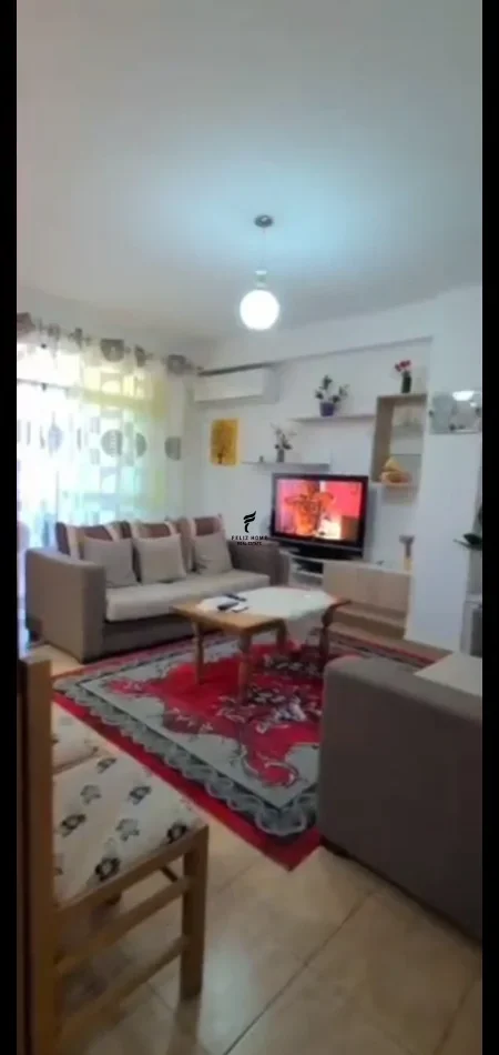 Tirane, jepet me qera apartament 2+1 Kati 2, 90 m² 500 € (LAPRAKE)
