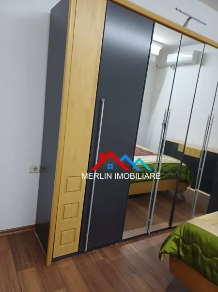 Tirane, jepet me qera apartament 2+1+Ballkon Kati 9, 89 m² 630 € (RRUGA E KAVAJES)