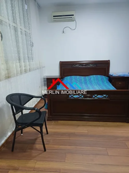 Tirane, jepet me qera apartament 2+1+Ballkon Kati 9, 89 m² 630 € (RRUGA E KAVAJES)