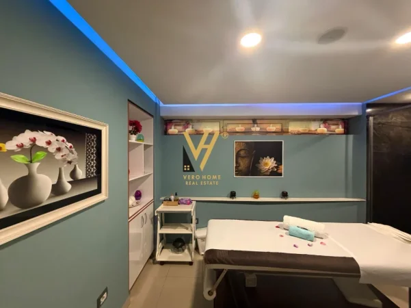 Tirane, shitet ambjent biznesi Kati -1, 135 m² 75.000 € (BLLOK, LSI)