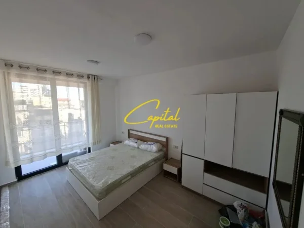 Tirane, jepet me qera apartament 1+1 Kati 2, 70 m² 750 € (GOLDEN TOWER RESIDENCE)