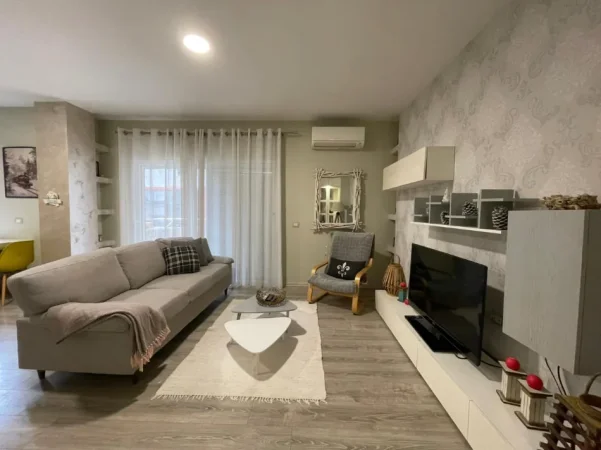 Tirane, shitet apartament 2+1 Kati 1, 97 m² 195.000 € (Kristal Center)