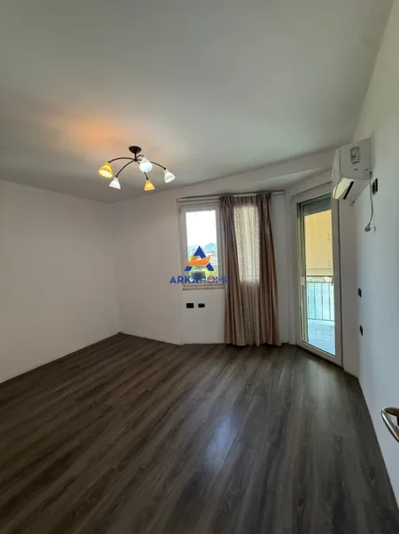 Tirane, shitet apartament 2+1+Ballkon Kati 6, 72 m² 195.000 € 