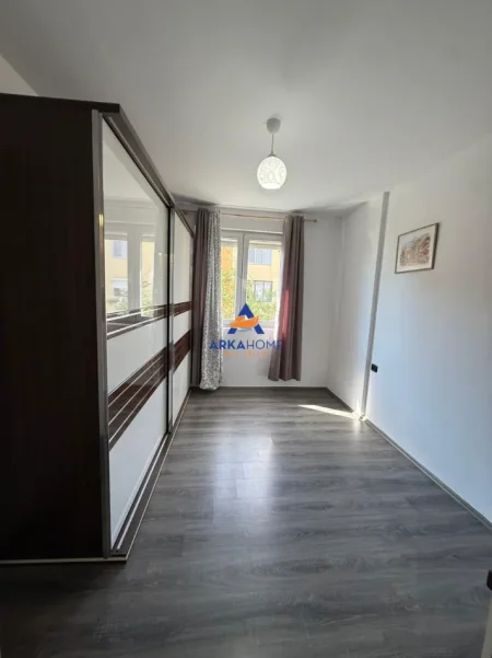 Tirane, shitet apartament 2+1+Ballkon Kati 6, 72 m² 195.000 € 