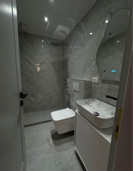 Tirane, shitet apartament 1+1 Kati 2, 55 m² 143.000 € (BRRYLI)