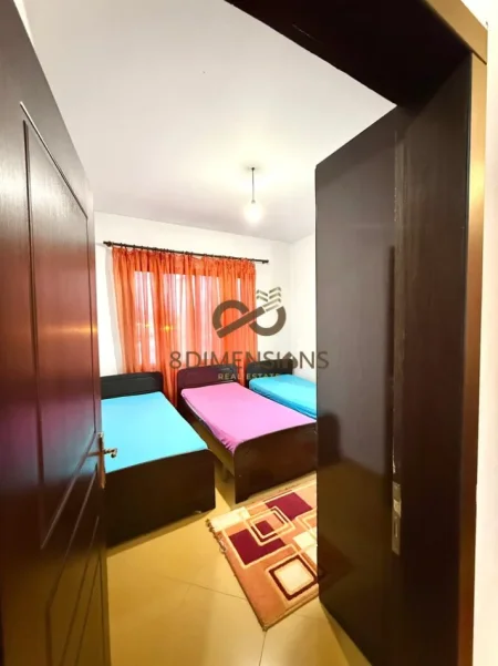 Tirane, jepet me qera apartament 1+1 Kati 3, 80 m² 430 € (21 dhjetori)